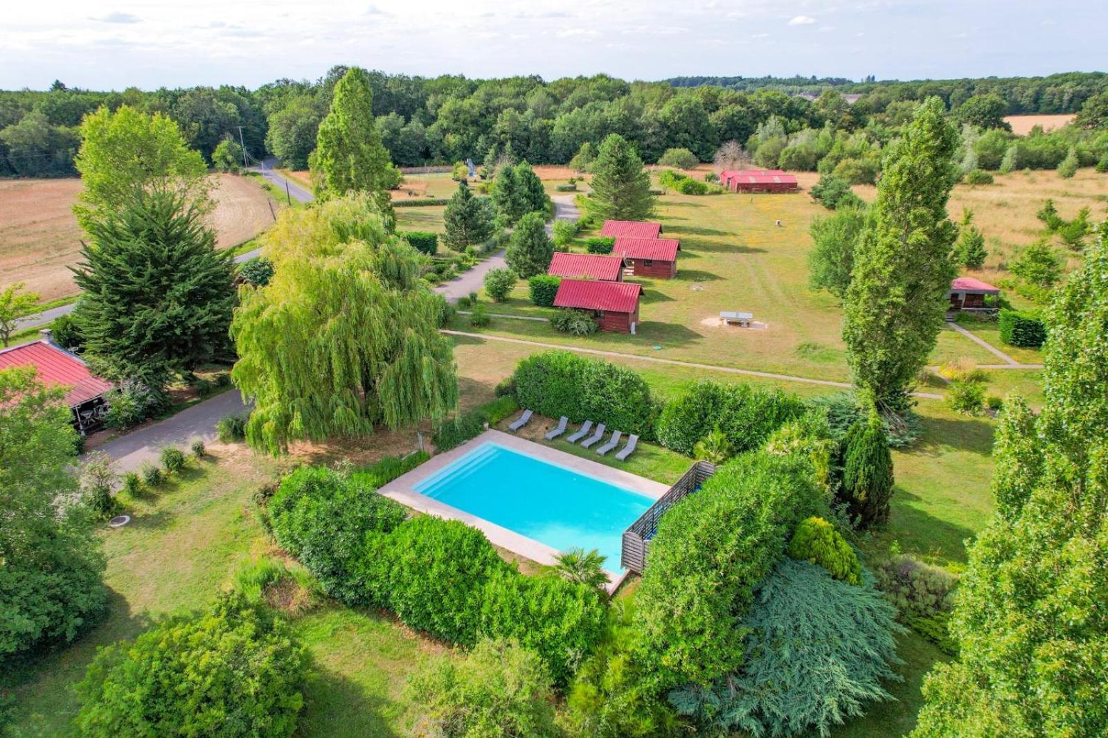 Les Cabanes Parisiennes - Chalets 1H30 From Paris - 62P Sainte-Geneviève-des-Bois Exterior foto